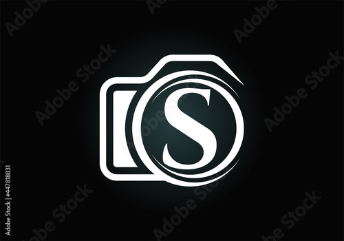 Initial S monogram letter alphabet with a camera icon. Photography logo vector illustration. Modern logo design for photography business, and company identity.