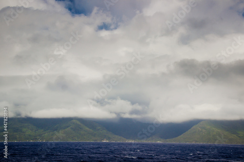 Tahiti beautiful green tropical mountains, rainforests, scenery, landscapes, Tahiti, French Polynesia, Pacific islands