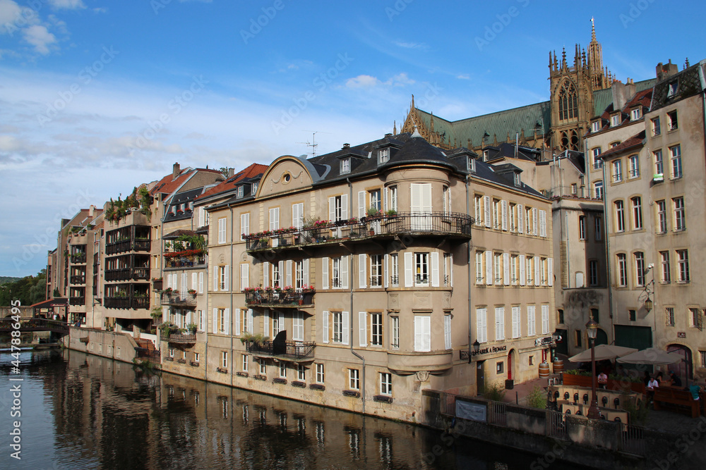 river moselle and saint-etienne cathedral in metz in lorraine (france) 