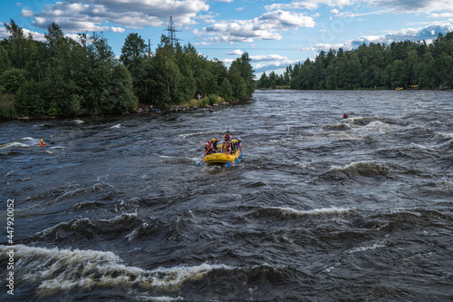 Rafting on the Vuoksa River in the village of Losevo