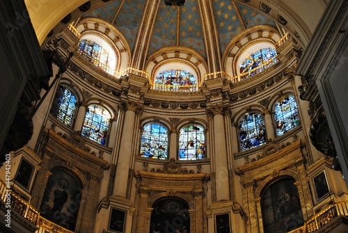 Architecture, voute, coupole, décorum, cathédrale de Grenade, Espagne © DJILALI