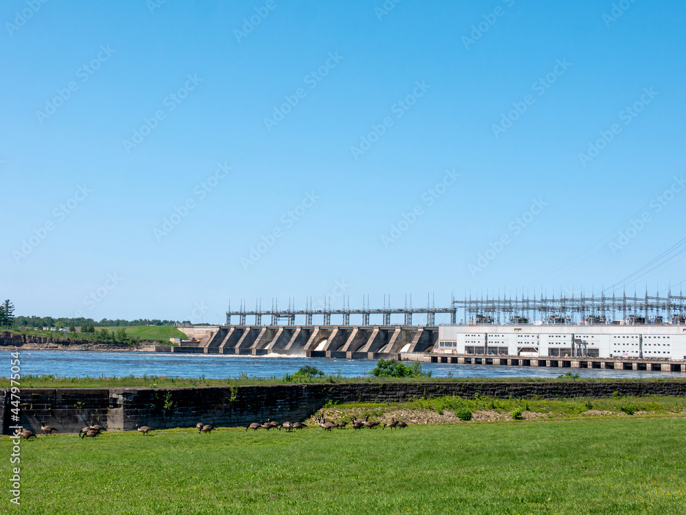 hydroelectric generating station, Carillon, Quebec, Canada