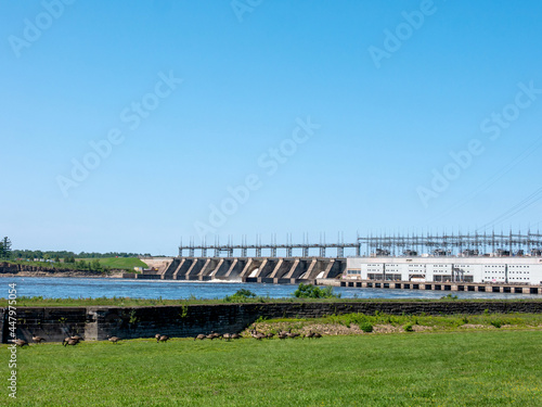 hydroelectric generating station, Carillon, Quebec, Canada