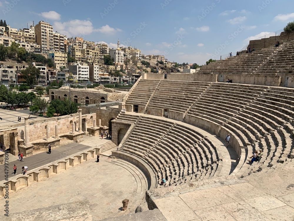 roman amphitheater