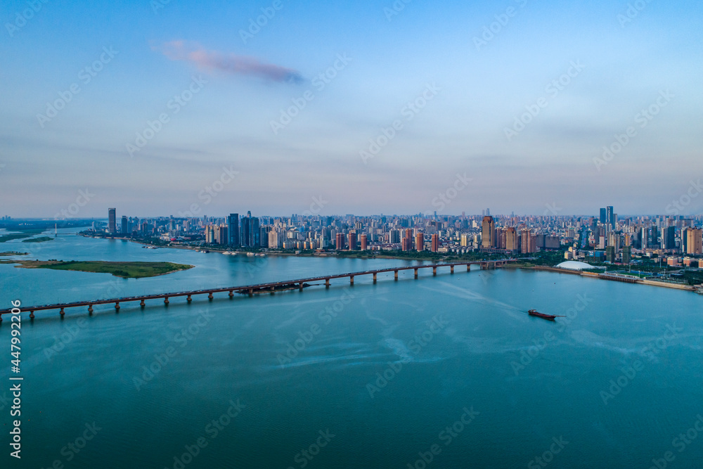 Naklejka premium city skyline