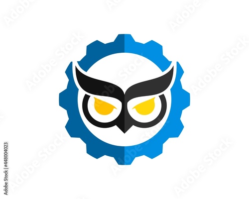 Mechanical gear with owl eye inside