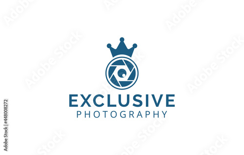 Modern Photography Vector Logo Template