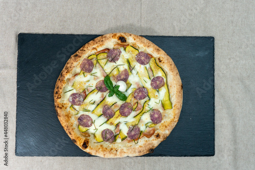 Obraz na płótnie Pizza w salonie