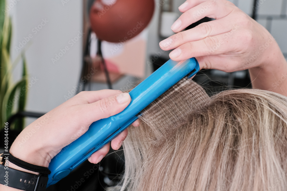 Corrugated hair straightener while adding texture and volume to