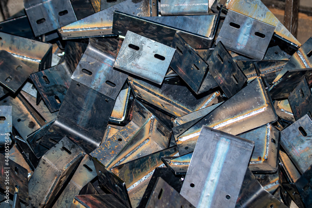 Metal parts that have come off the machine