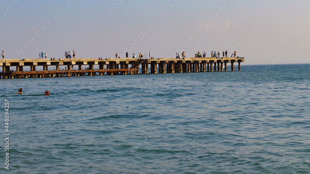 Obraz premium pier and beautiful blue sea