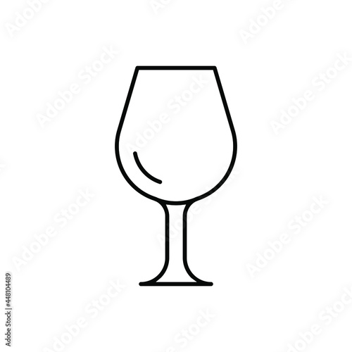 Wineglass icon vector set. alcoholic drink illustration sign collection. goblet symbol. Bar logo.