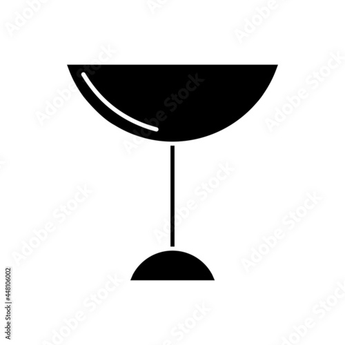 Wineglass icon vector set. alcoholic drink illustration sign collection. goblet symbol. Bar logo.