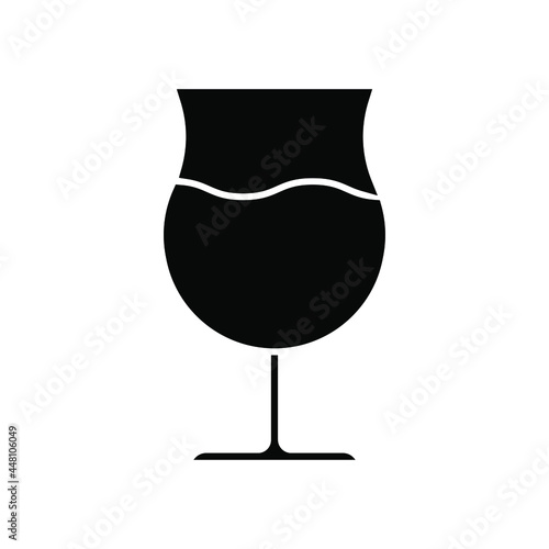 Wineglass icon vector set. alcoholic drink illustration sign collection. goblet symbol. Bar logo.