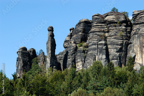 Felsnadel Barbarine im Elbsandsteingebirge photo