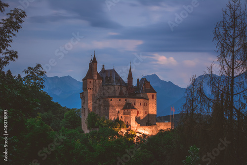 LE château de Menthon Saint Bernard aux couleurs des Estivales