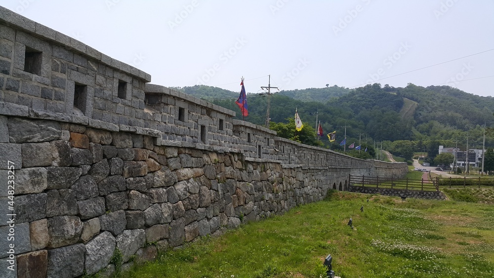 한국 고대 군사 방어용 성벽 Stock Photo | Adobe Stock