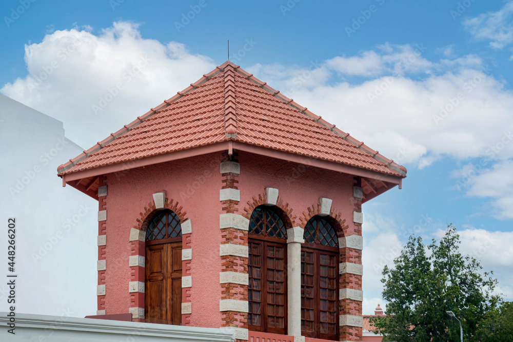 Naklejka premium Historial tower building