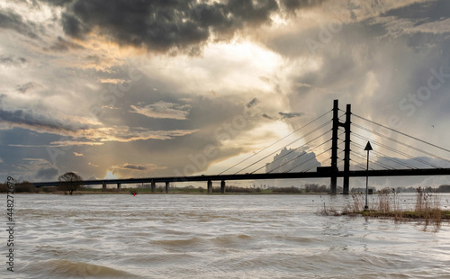 Molenbrug over de IJssel bij Kampen, Overijssel Province, The Netherlands © Holland-PhotostockNL