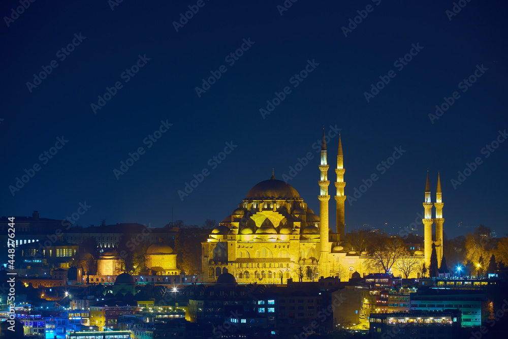 Obraz premium Night lights of Istanbul
