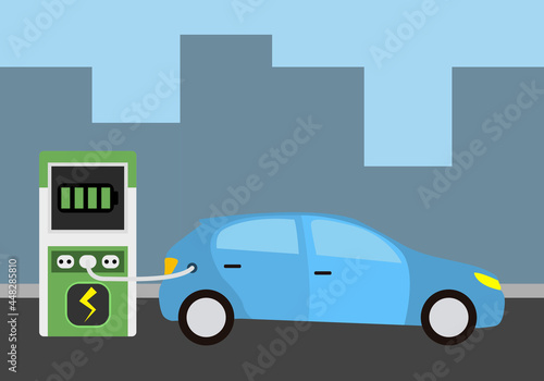 Coche eléctrico cargándose en un estacionamiento.