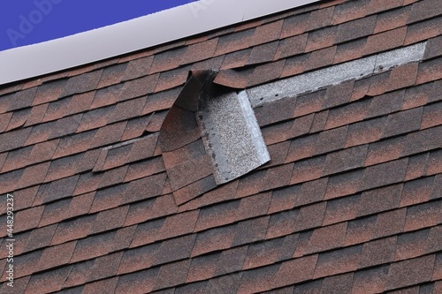 Canvas Print Damaged Brown Roof Shingle - Wind Damage