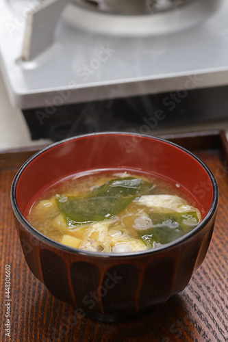 How to make miso soup. Completion