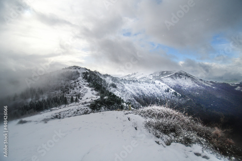 Mount Burgüeño between snow and fog from Mount Kolitxa © roberto