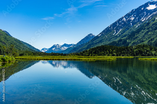 Fototapeta Naklejka Na Ścianę i Meble -  Alaska Tern Lake with Mountain and Sky Reflection