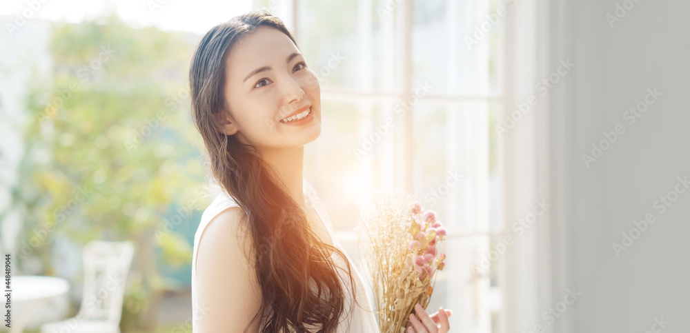花束を持つ女性 ウェディングイメージ Stock Photo Adobe Stock
