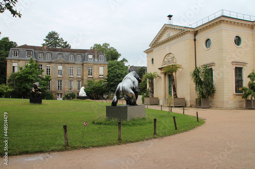 Canvas Print verniquet pavilion at the jardin des plantes in paris (france)