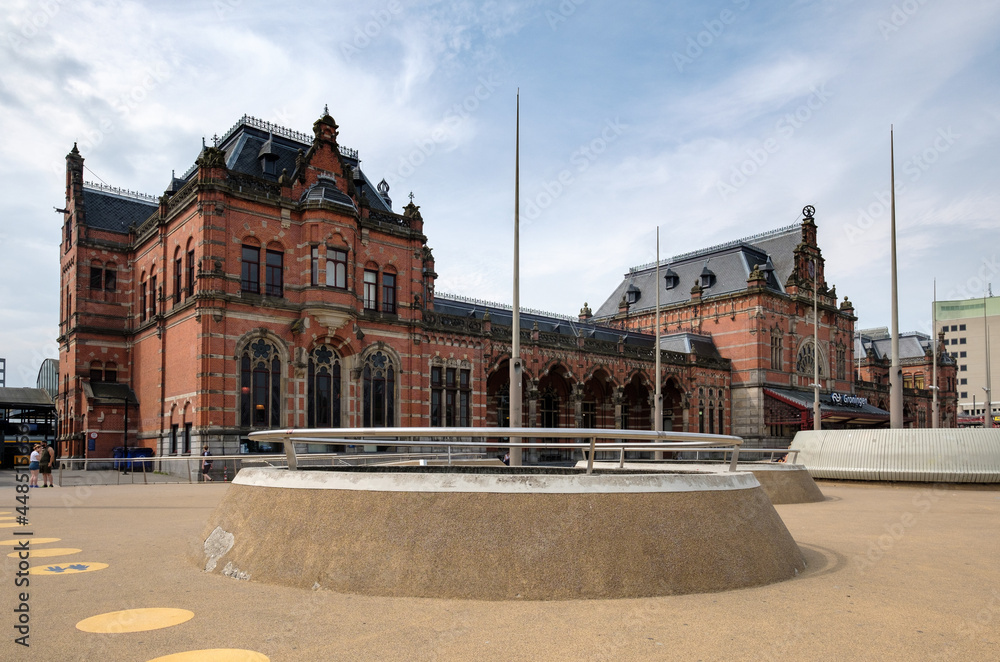Fototapeta premium Centraal Station , Groningen, Groningen Province, The Netherlands