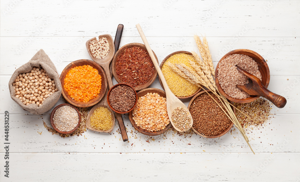 Gluten free cereals. Rice, buckwheat, corn groats, quinoa and millet Gluten free cereals. Rice, buckwheat, corn groats, quinoa and millet