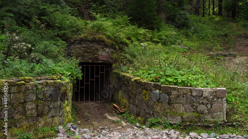 Zamknięte wejście do kopalni, Kowary, Polska