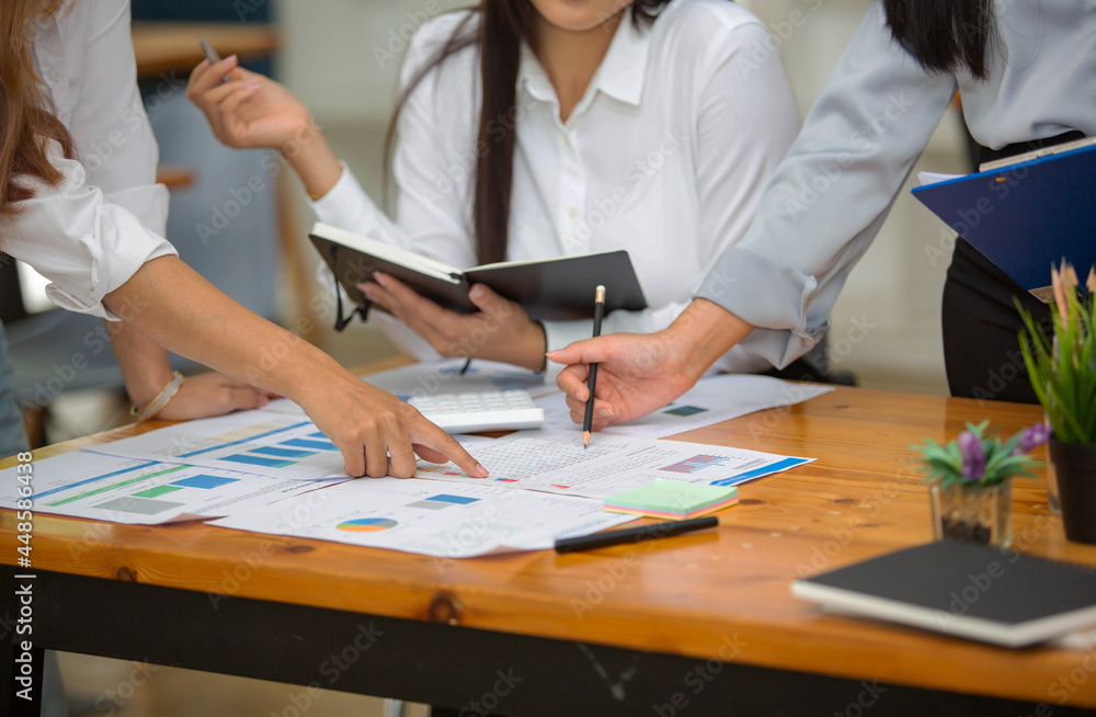Start-up Asia business team in meeting and helped analyze the marketing problems of the company or beginning new project. Start up concept Start-up Asia business team in meeting and helped analyze the marketing problems of the company or beginning new project. Start up concept