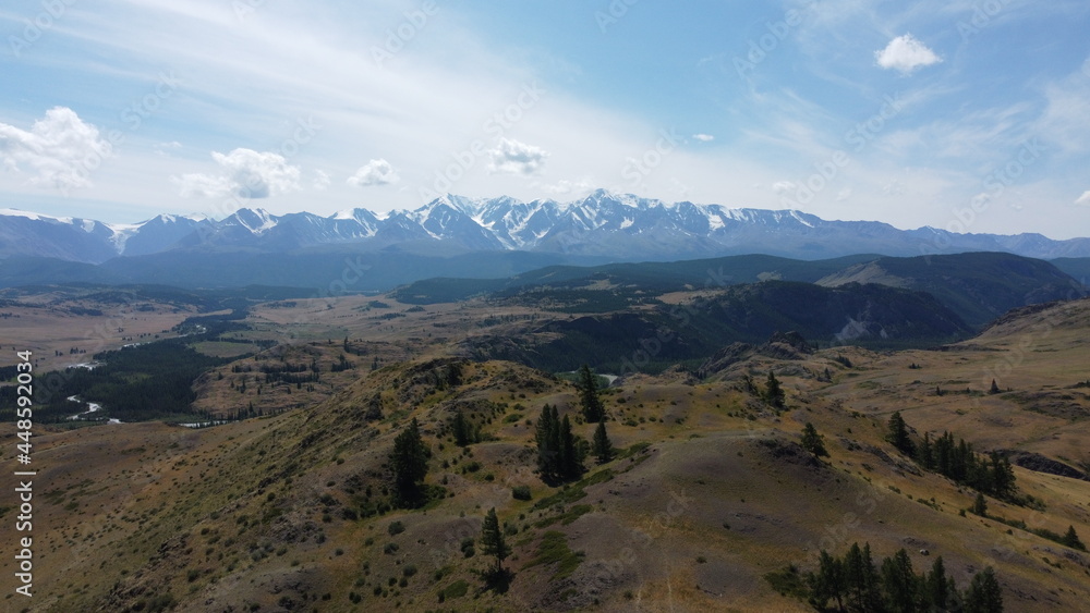 Fototapeta premium white mountains in distance