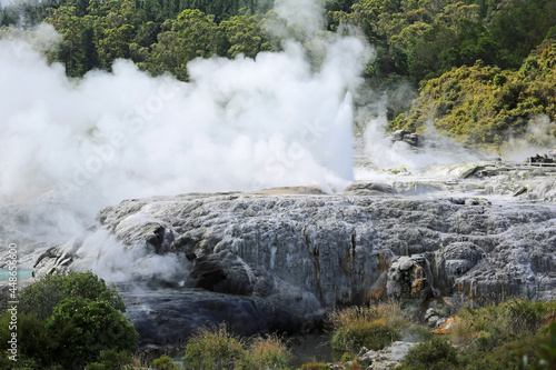 Pohutu and Tetohu geysers - New Zealand