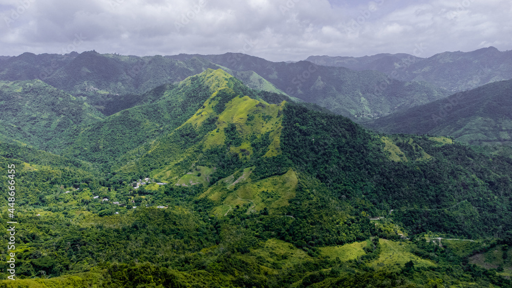Fototapeta premium vintage looking mountains 