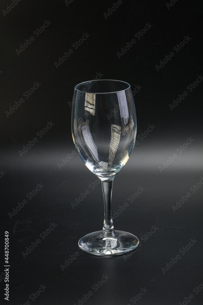 Empty glass for vine or water Empty glass for vine or water