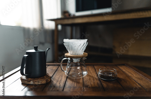 dripping coffee and slow coffee at home