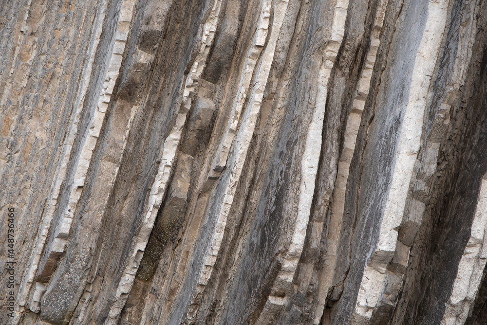 Fototapeta premium texture of the flisch of itzurum beach, zumaia