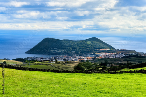 Viata de Angra do Heroísmo e do Monte brasil na Ilha Terceira, Açores