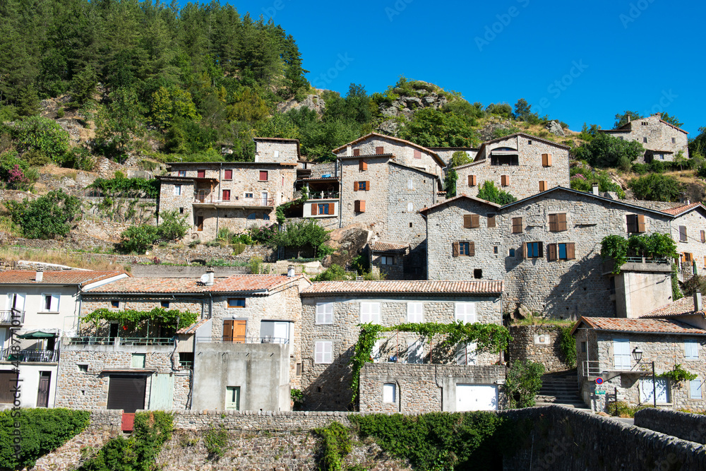 Jaujac, village des Ardèche