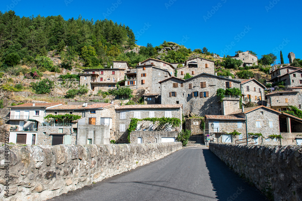 Jaujac, village des Ardèche