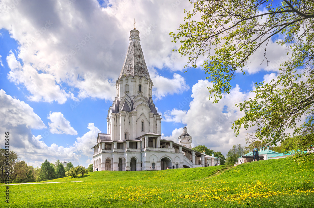 Ascension Church and cannon in Kolomenskoye in Moscow