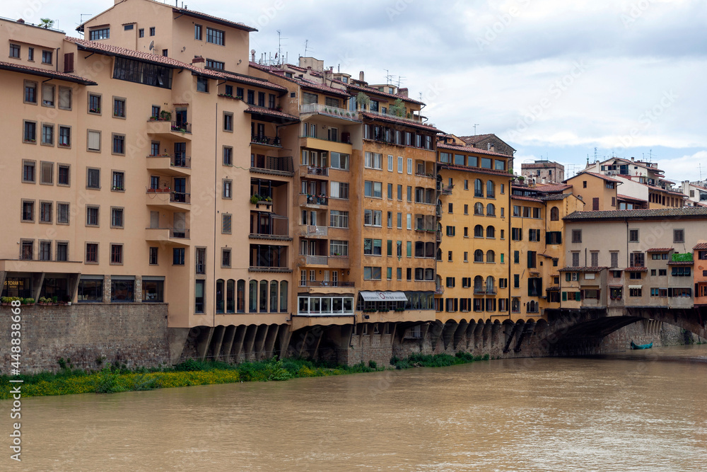 Naklejka premium Ponte Vecchio in Florence
