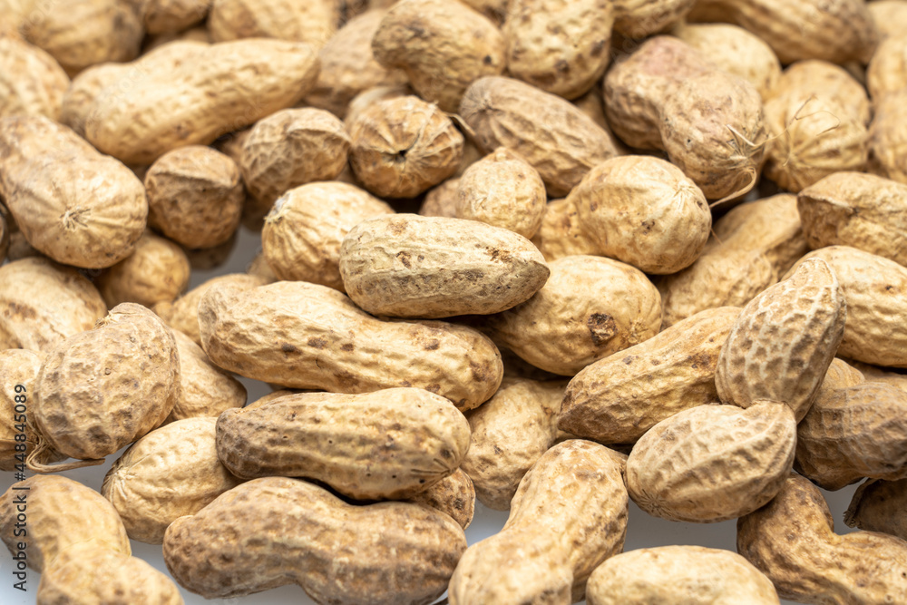 inshell peanuts close-up, organic peanuts inshell peanuts close-up, organic peanuts