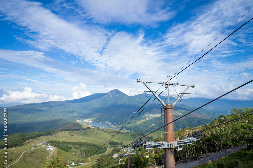 長野県諏訪市の霧ヶ峰を登山している風景 A view of climbing Kirigamine Peak in Suwa City, Nagano Prefecture. 長野県諏訪市の霧ヶ峰を登山している風景 A view of climbing Kirigamine Peak in Suwa City, Nagano Prefecture.