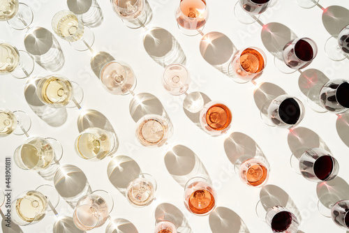 Gradient of wine glasses.
