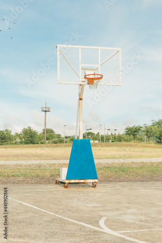 basketball goalpost